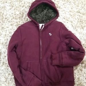 Abercrombie and Fitch winter hoodie color burgundy